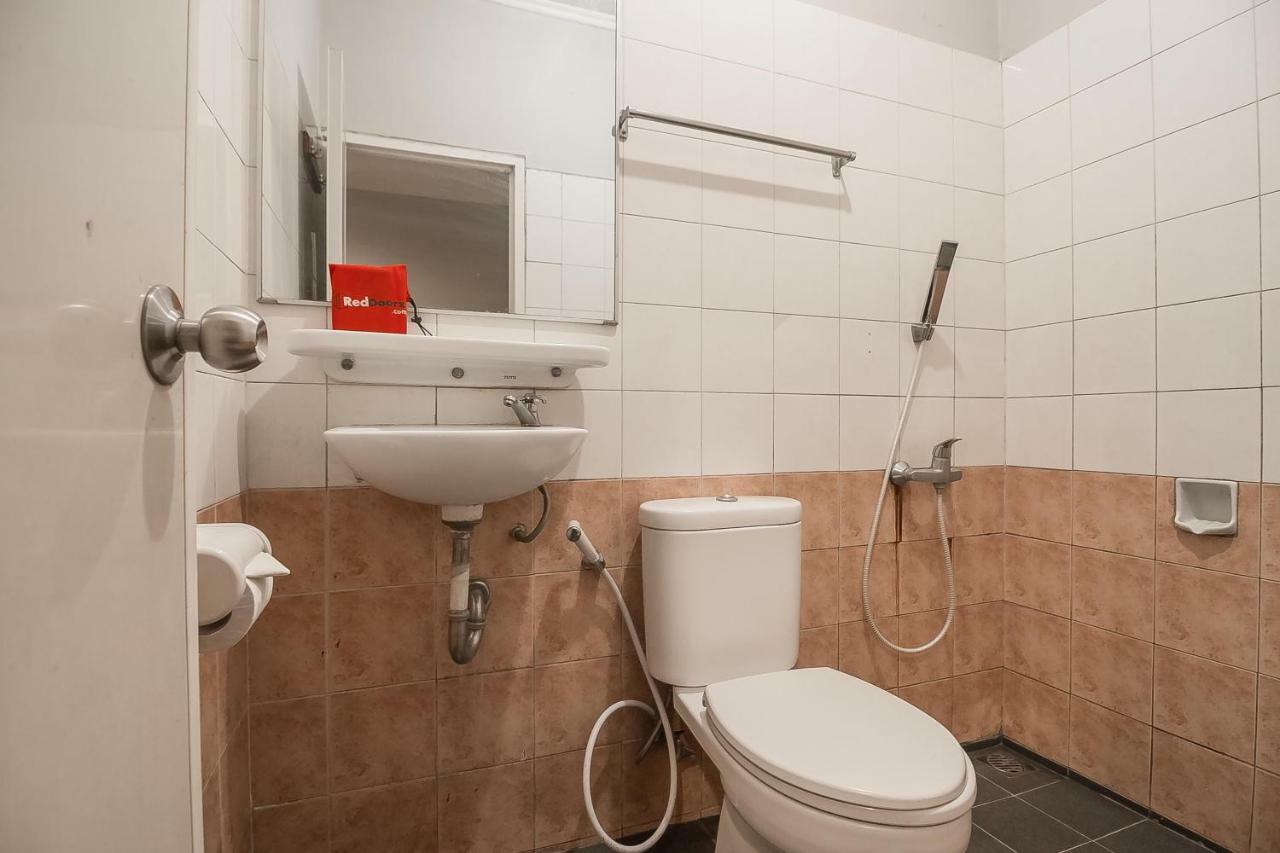 Yehezkiel Hotel Lembang Mitra Reddoorz Экстерьер фото